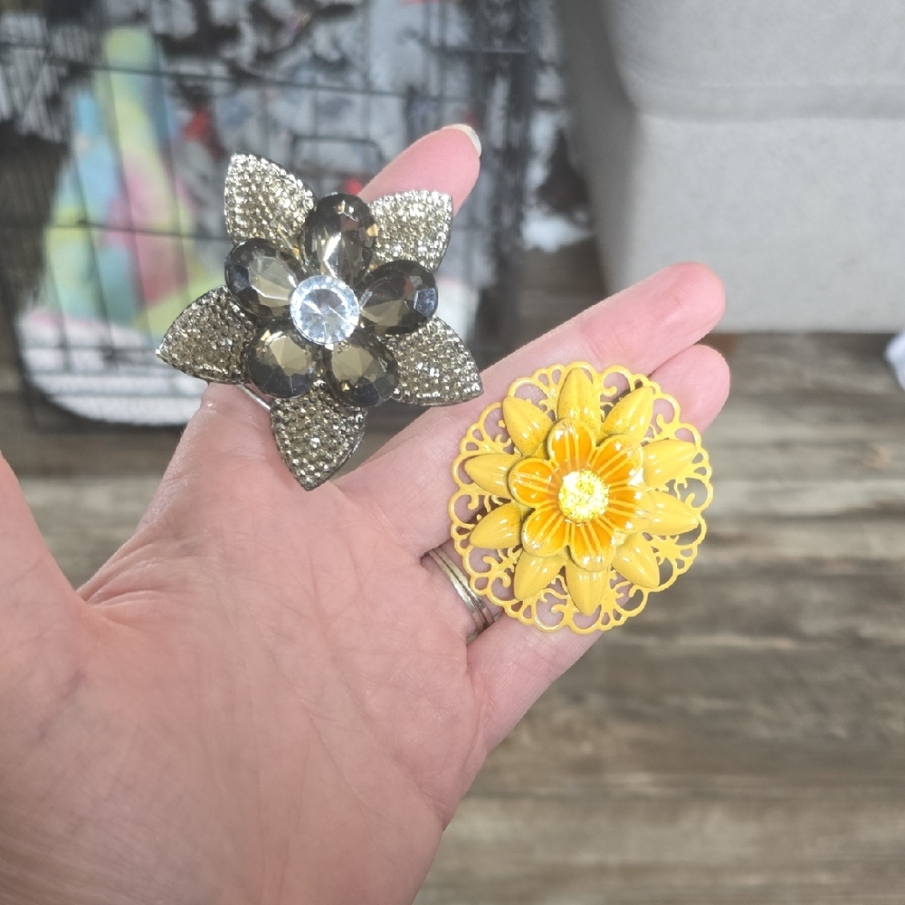 Gold-Tone Floral Crystal Ring & Yellow Flower Statement Ring Set
